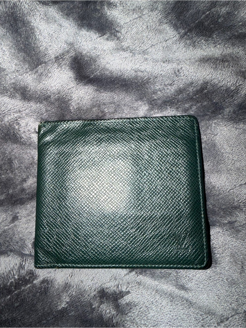 Authentic LV Tiaga Green Slim Bifold Wallet